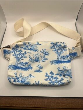 STATE Blue Toile Print Crossbody Bag with Cream Strap